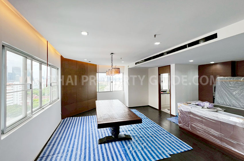 Condominium in Sathorn 