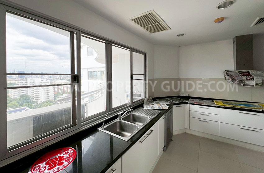 Condominium in Sathorn 