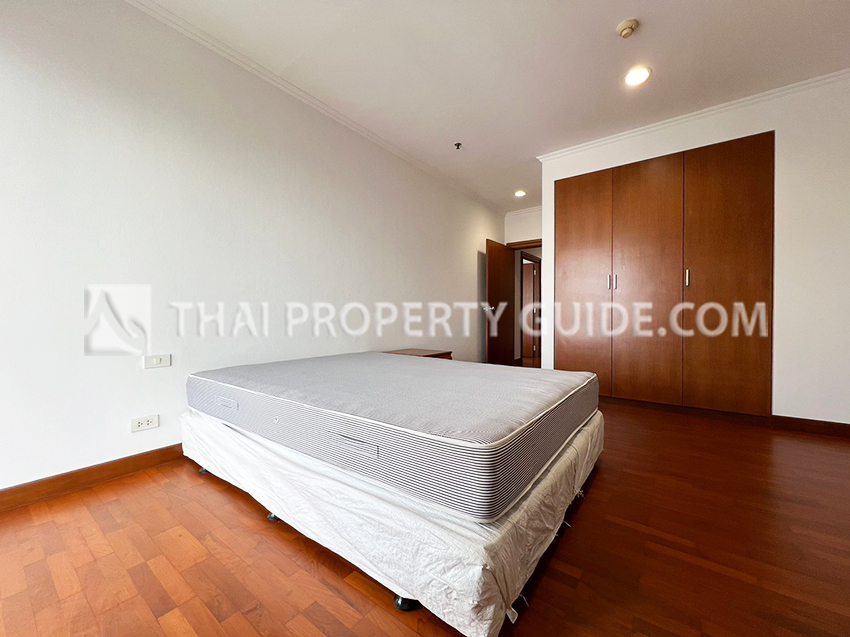 Condominium in Sathorn 