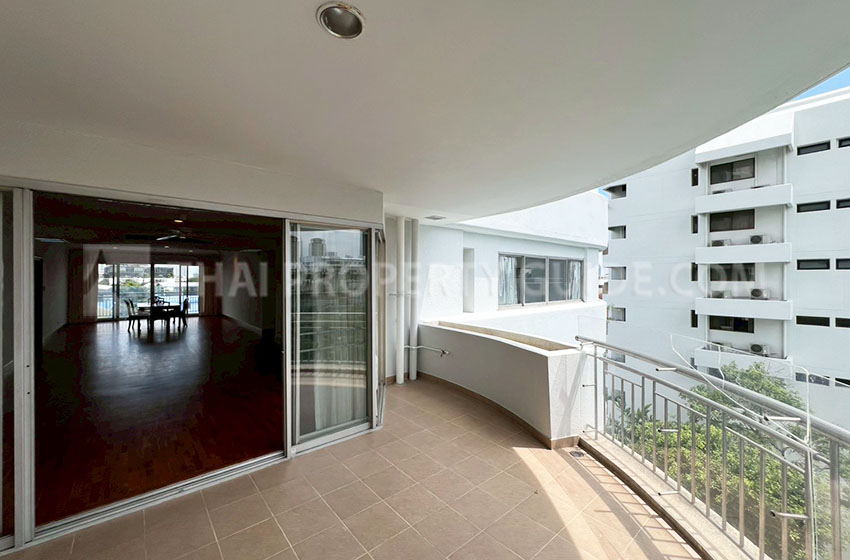 Condominium in Sathorn 