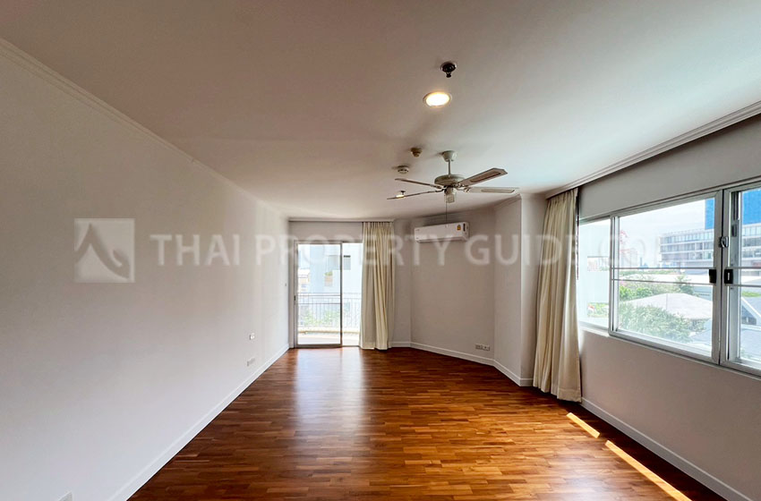 Condominium in Sathorn 