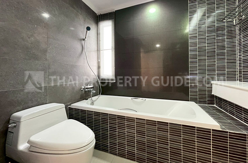 Condominium in Sathorn 