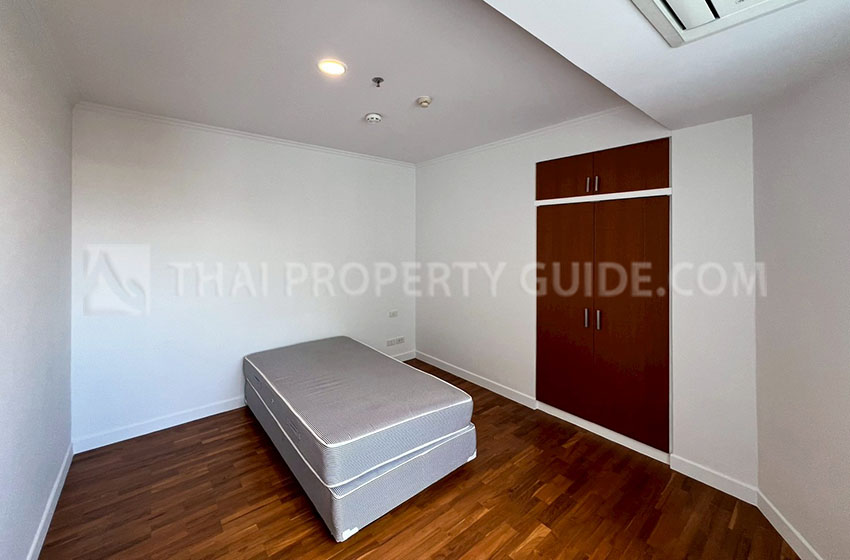 Condominium in Sathorn 
