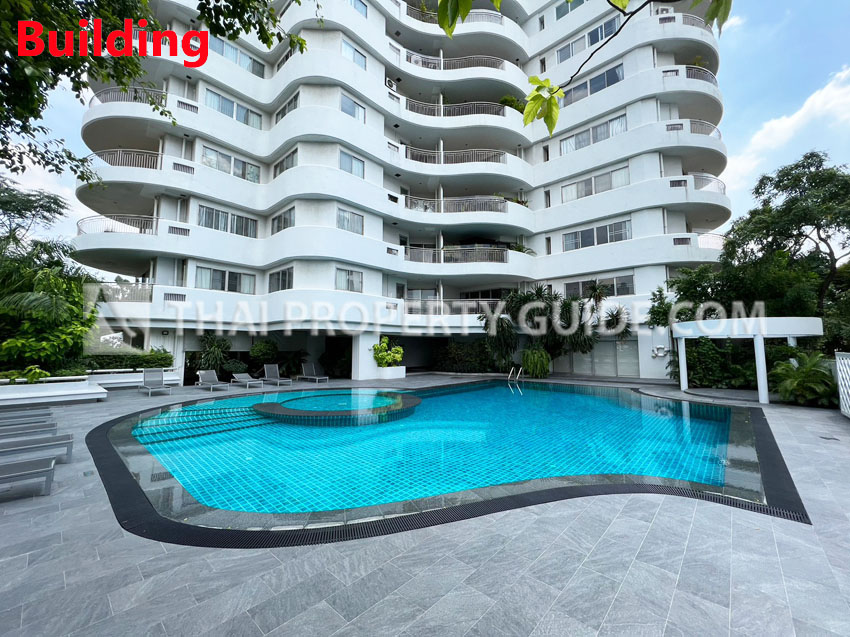 Condominium in Sathorn 