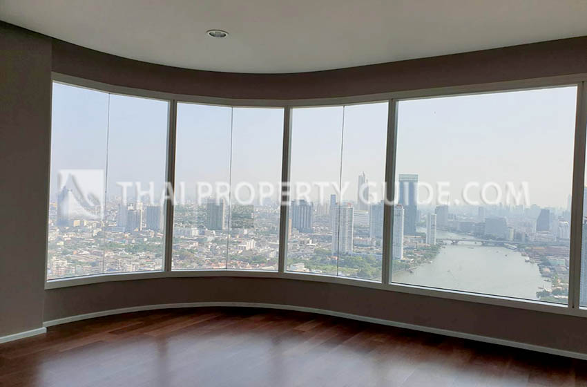 Condominium in Sathorn 