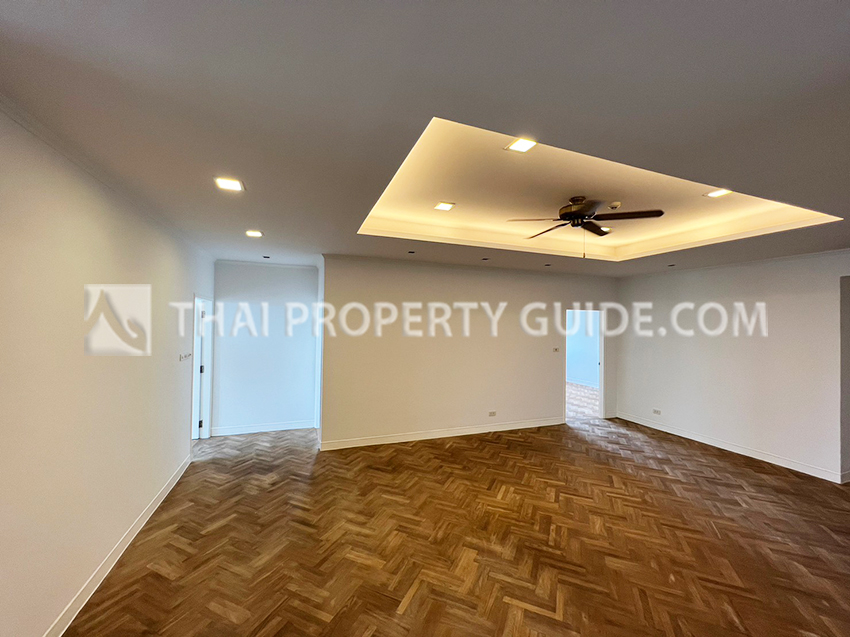 Condominium in Sathorn 