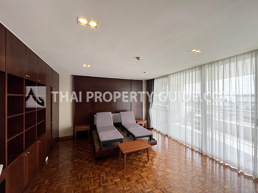 Condominium in Sathorn 