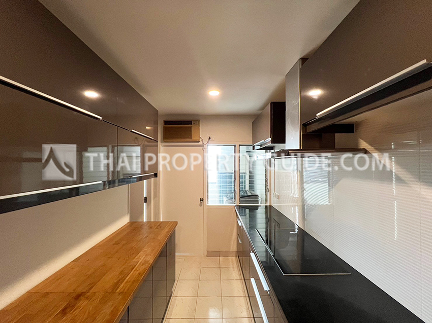 Condominium in Sathorn 