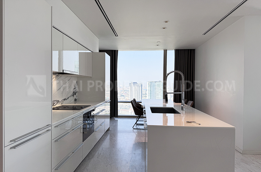 Condominium in Sathorn 