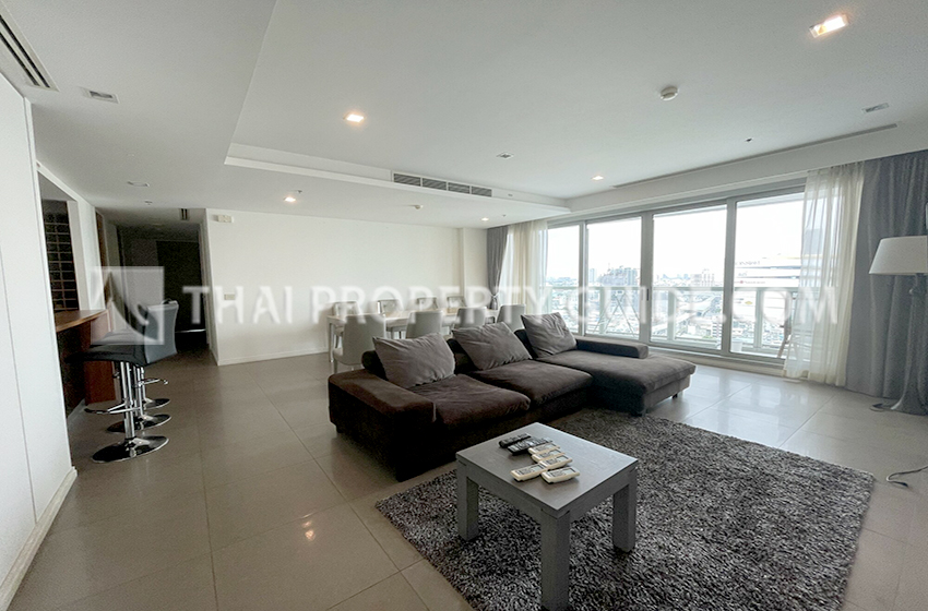 Condominium in Sathorn 