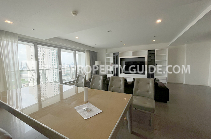 Condominium in Sathorn 