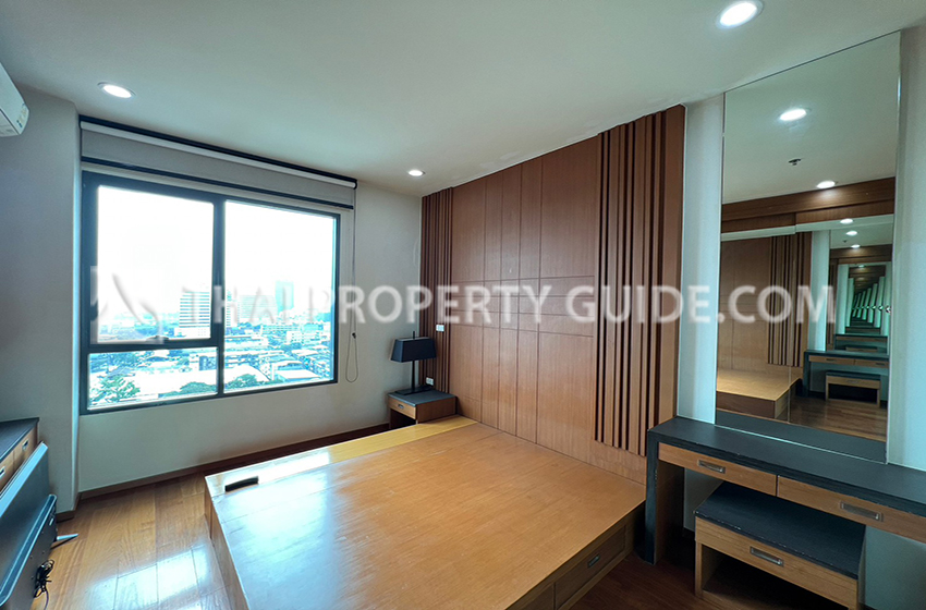 Condominium in Sathorn 