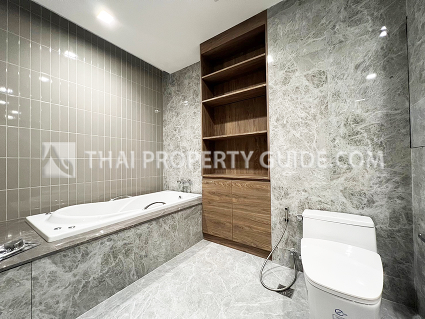 Condominium in Sathorn 