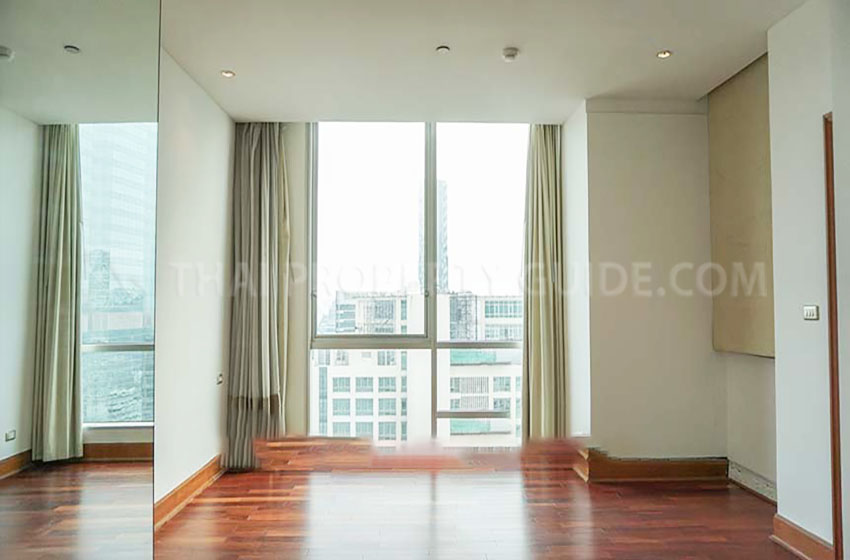 Condominium in Sathorn 