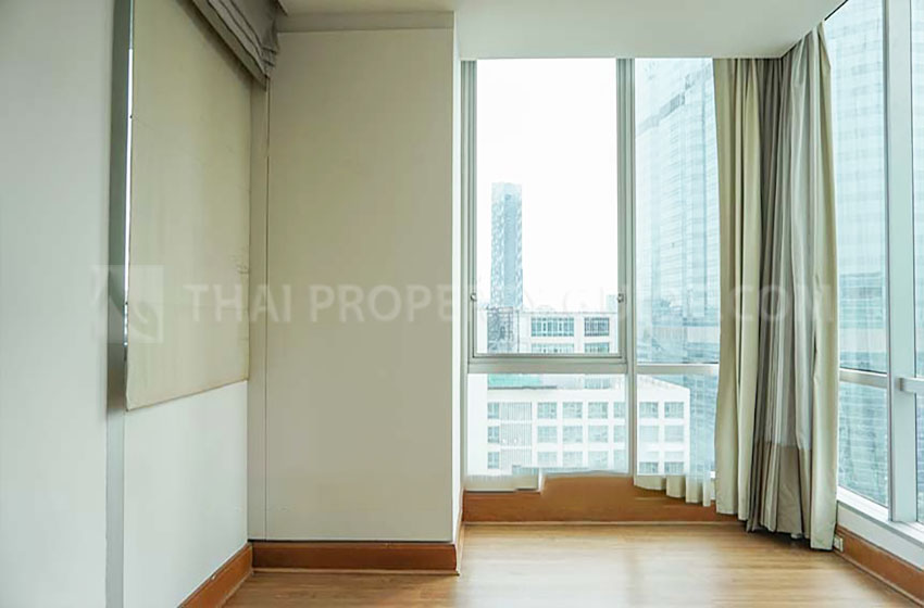 Condominium in Sathorn 