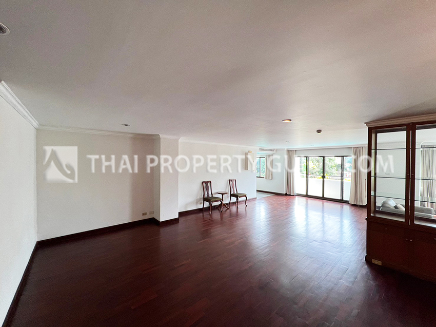 Condominium in Sathorn 