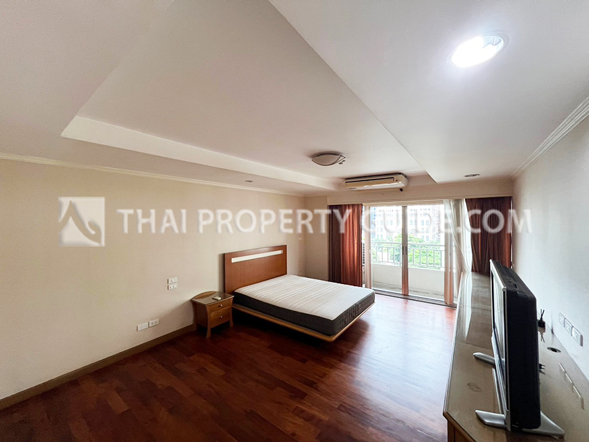 Condominium in Sathorn 