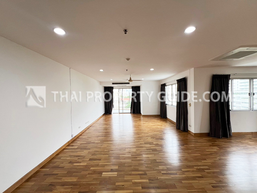 Condominium for rent in Sathorn