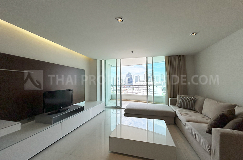 Condominium in Sathorn 