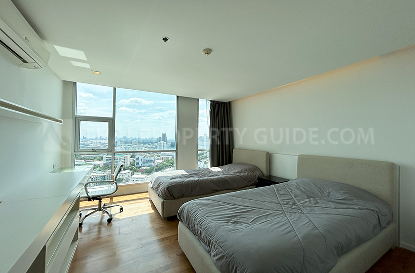 Condominium in Sathorn 