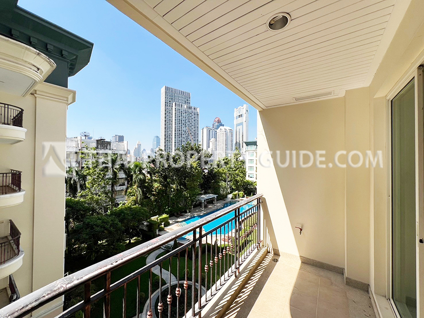 Condominium in Sathorn 