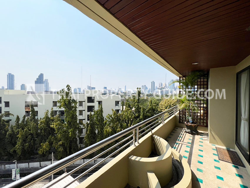 Condominium in Sathorn 