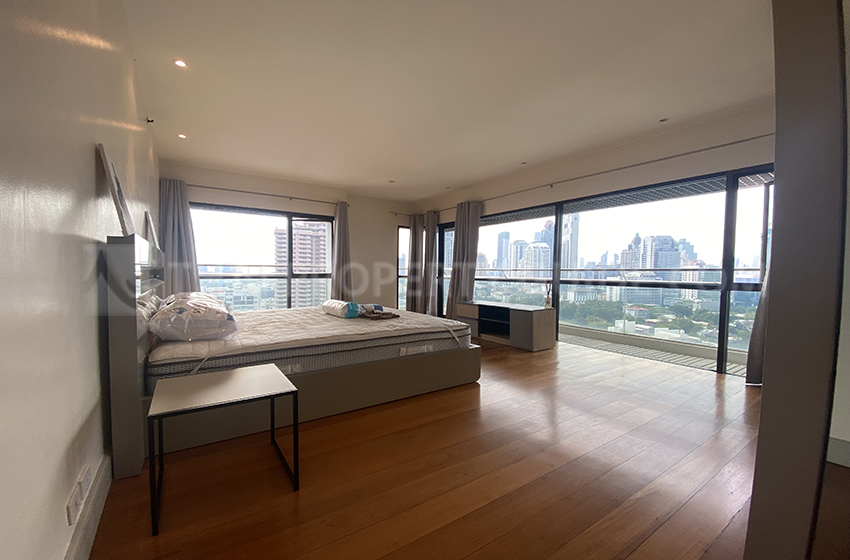 Condominium in Sathorn 