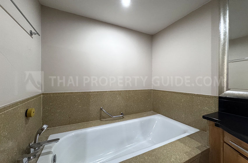 Condominium in Sathorn 