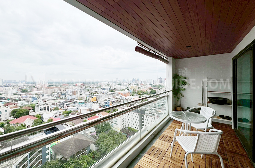 Condominium in Sathorn 