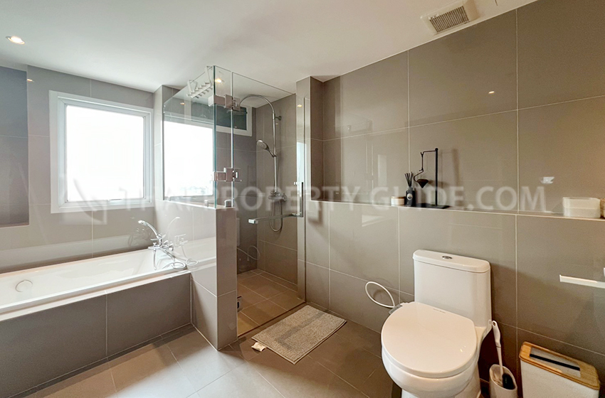 Condominium in Sathorn 