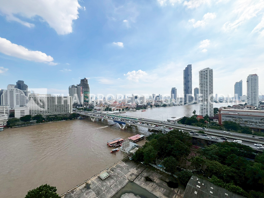 Condominium in Sathorn 