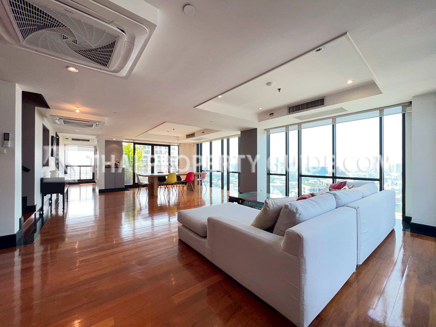 Condominium for rent in Sathorn