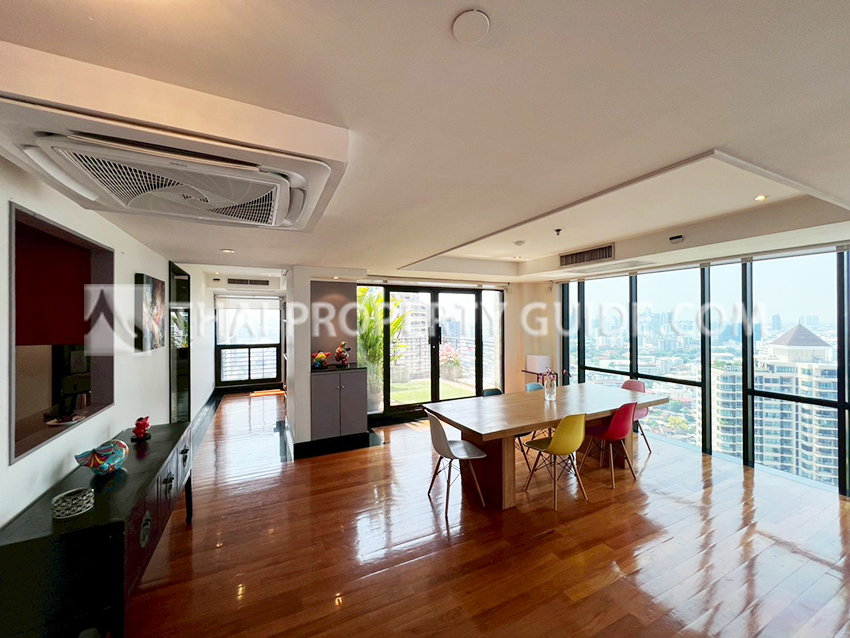 Condominium in Sathorn 