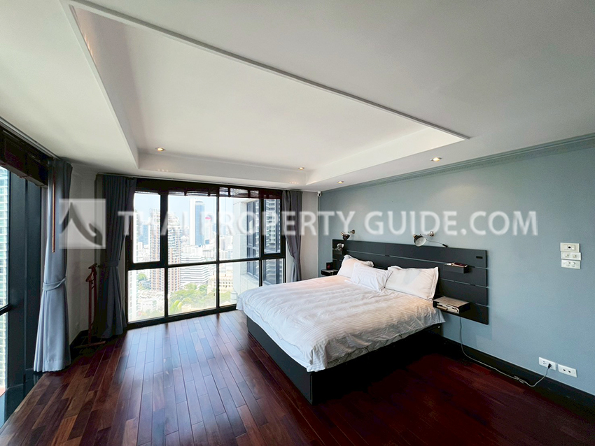 Condominium in Sathorn 