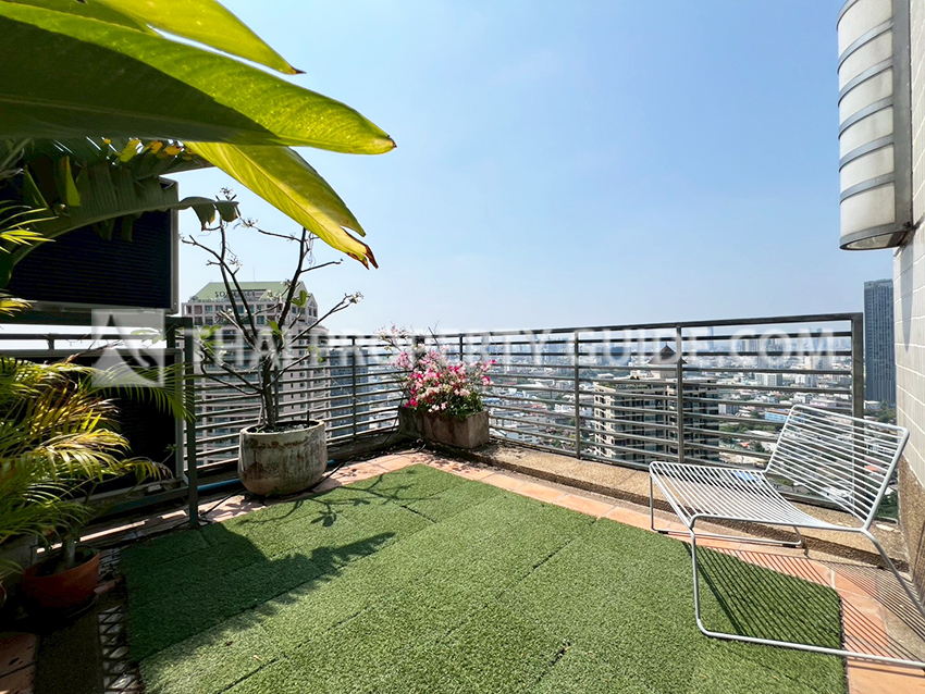 Condominium in Sathorn 