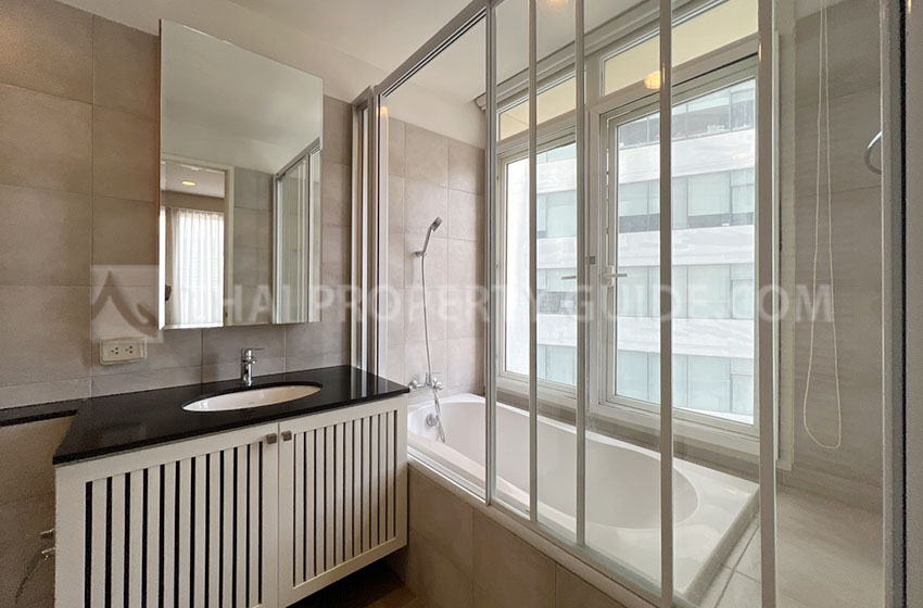Condominium in Sukhumvit : Hampton Thonglor 10 