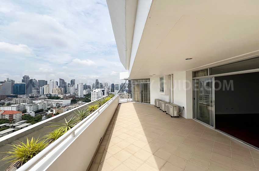 Condominium in Sukhumvit 