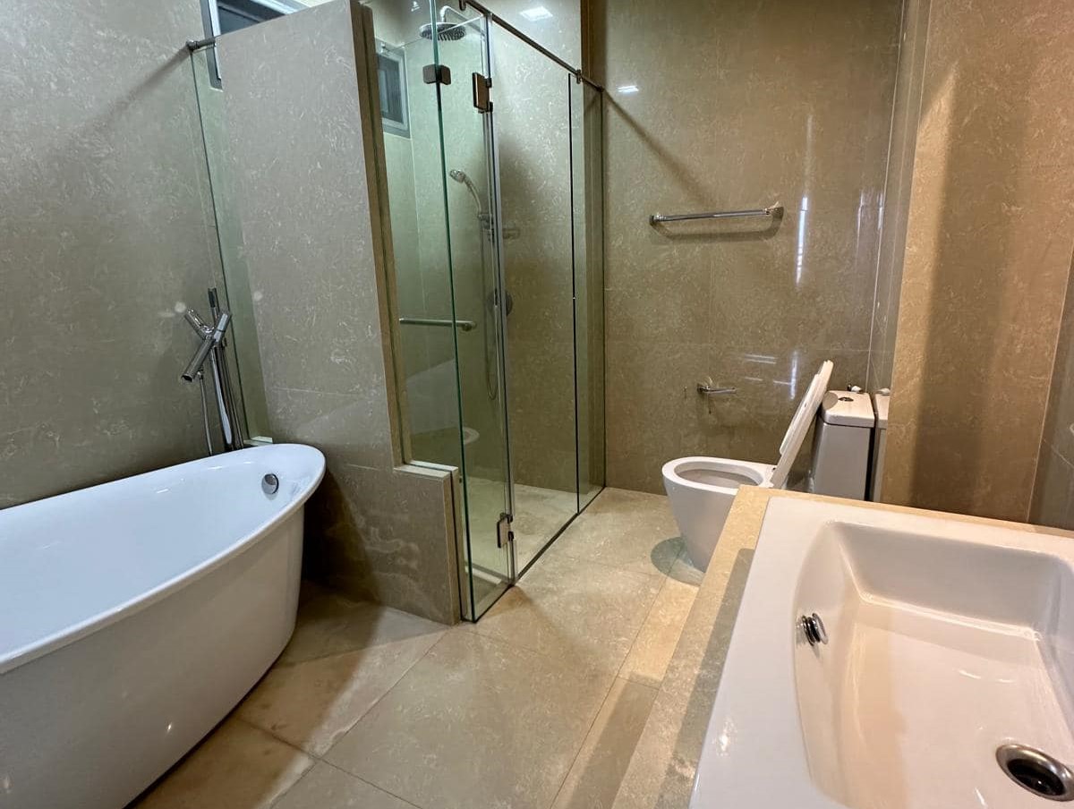 Condominium in Sukhumvit : The Madison Condominium 
