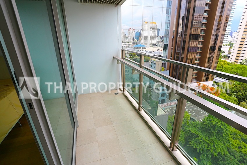 Condominium in Sukhumvit : The Madison Condominium 