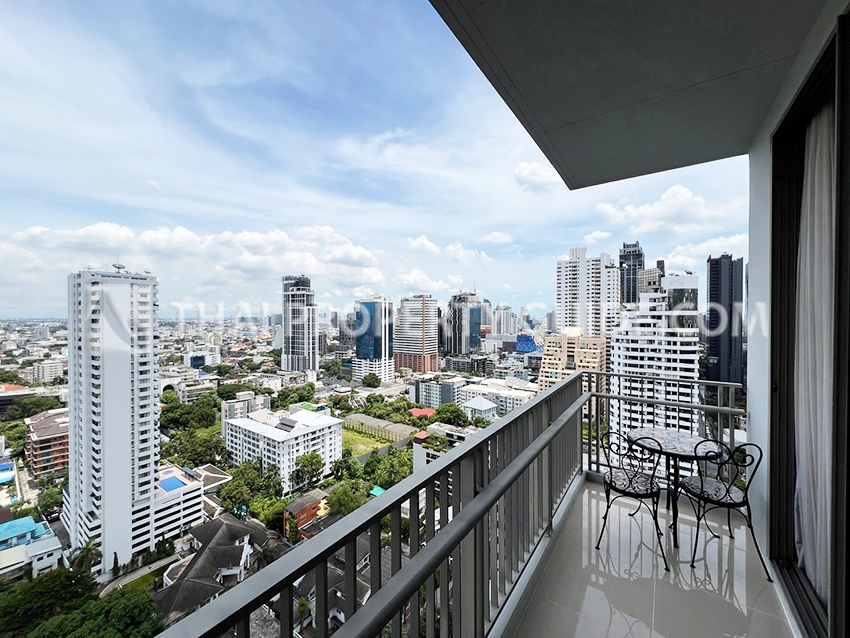 Condominium in Sukhumvit : Quattro By Sansiri 