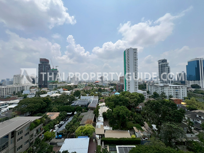 Condominium in Sukhumvit : Quattro By Sansiri 