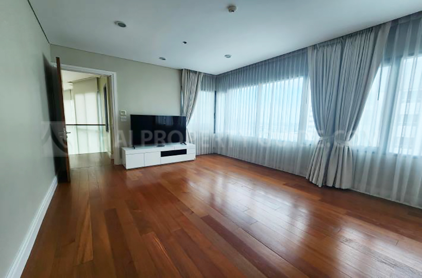 Condominium in Sukhumvit : Bright Sukhumvit 24 