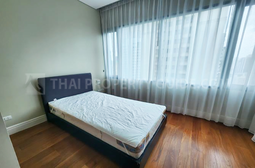 Condominium in Sukhumvit : Bright Sukhumvit 24 