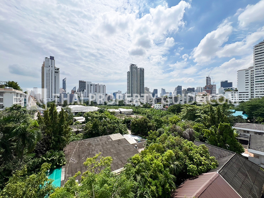 Condominium in Sukhumvit 