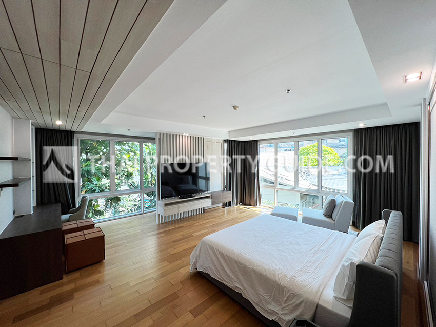 Condominium in Sukhumvit : Belgravia Residences 