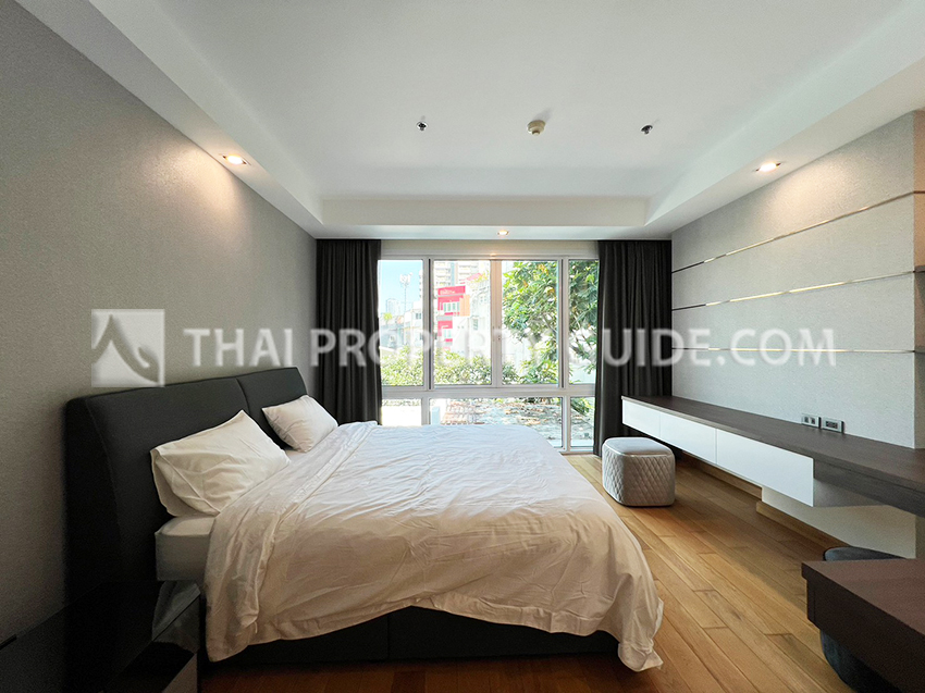 Condominium in Sukhumvit : Belgravia Residences 