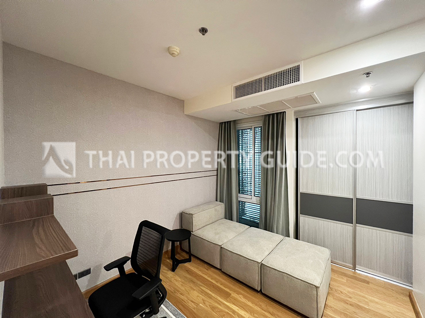 Condominium in Sukhumvit : Belgravia Residences 