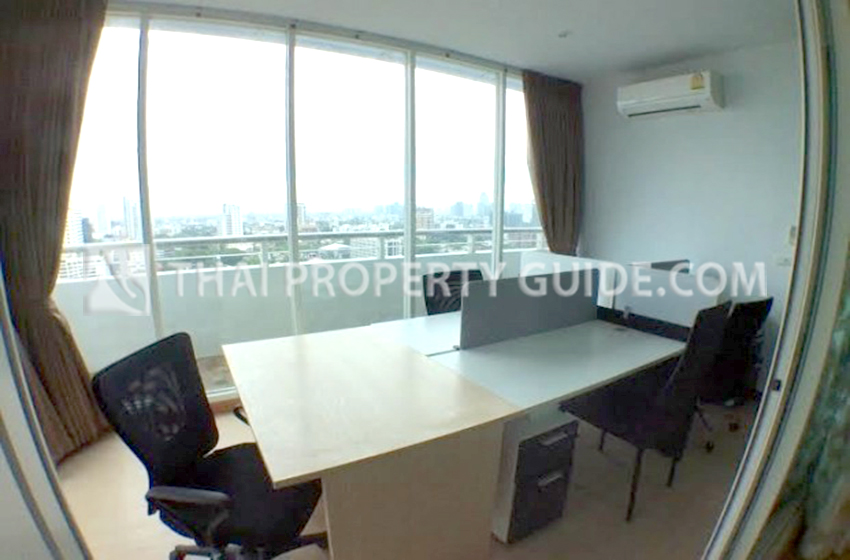 Condominium in Sukhumvit : The Eight Thonglor Residence 
