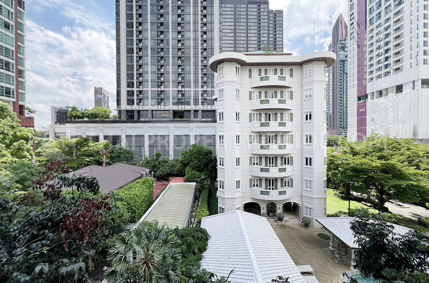 Condominium in Sukhumvit 