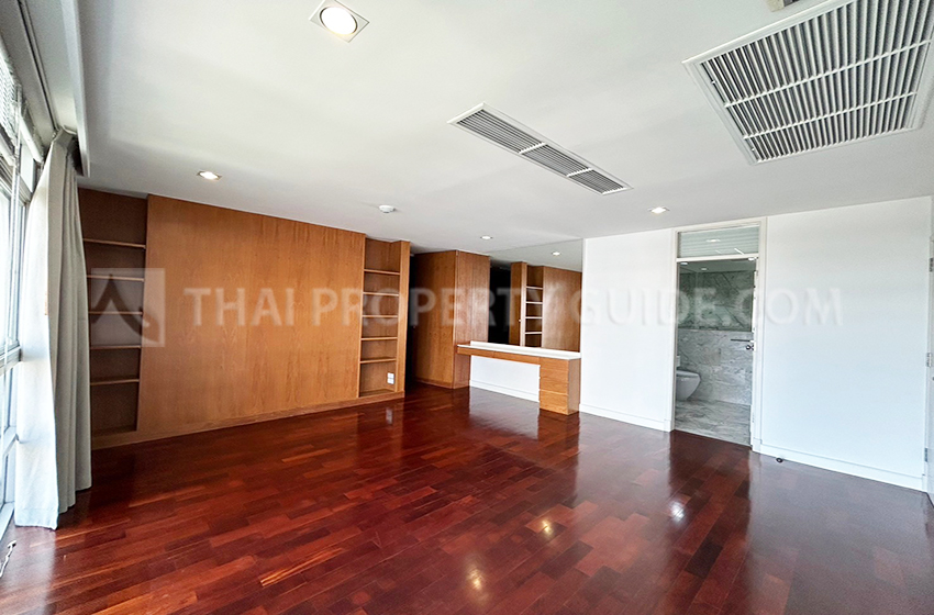 Condominium in Sukhumvit 